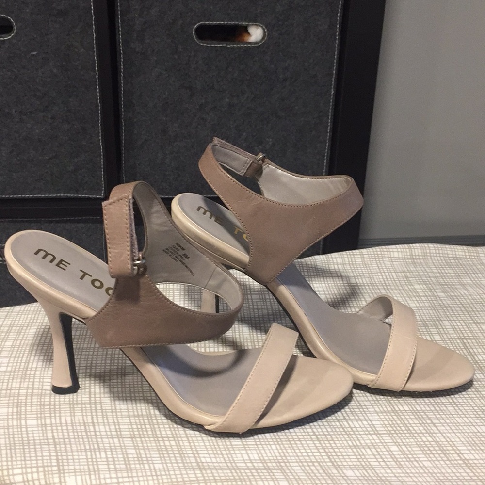 Me Too size 8m heels